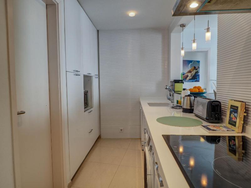 Aolani Apartment by Hello Homes Sitges - image 13
