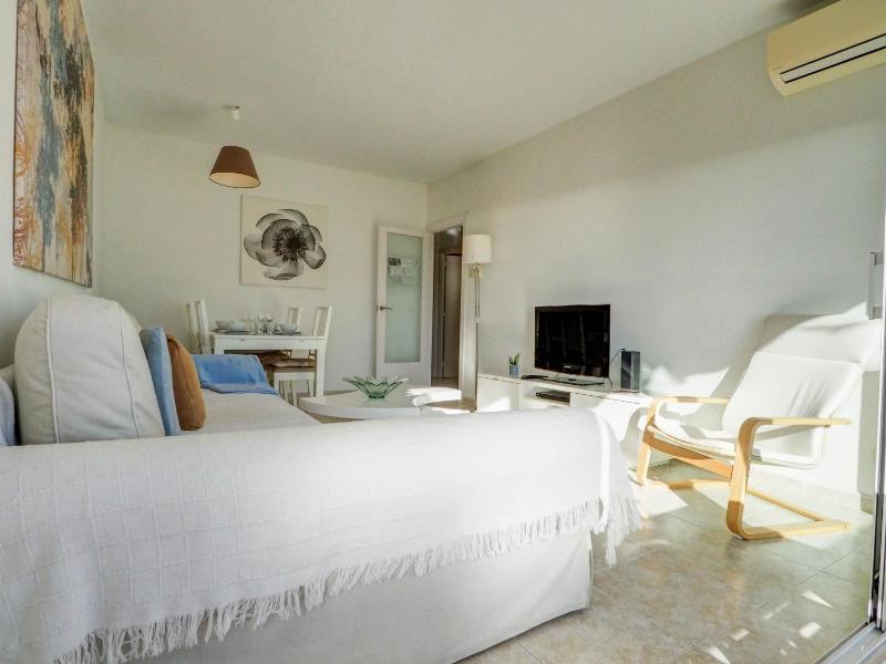 Diamond by Hello Homes Sitges - image 13
