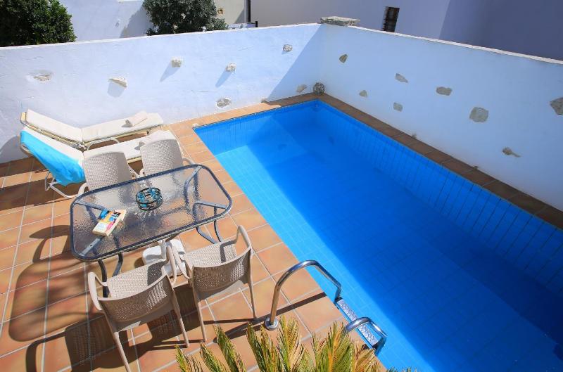Two-Bedroom Villa image 4