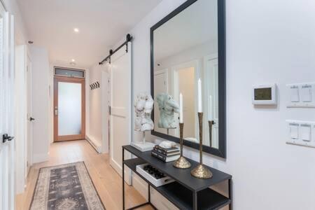 Aspen Core Renovated 2 BR 2 BA with AC - image 15