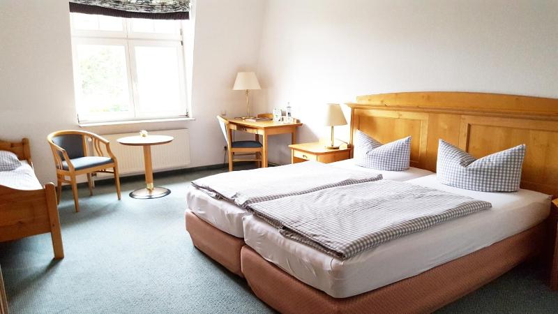 Triple Room image 4