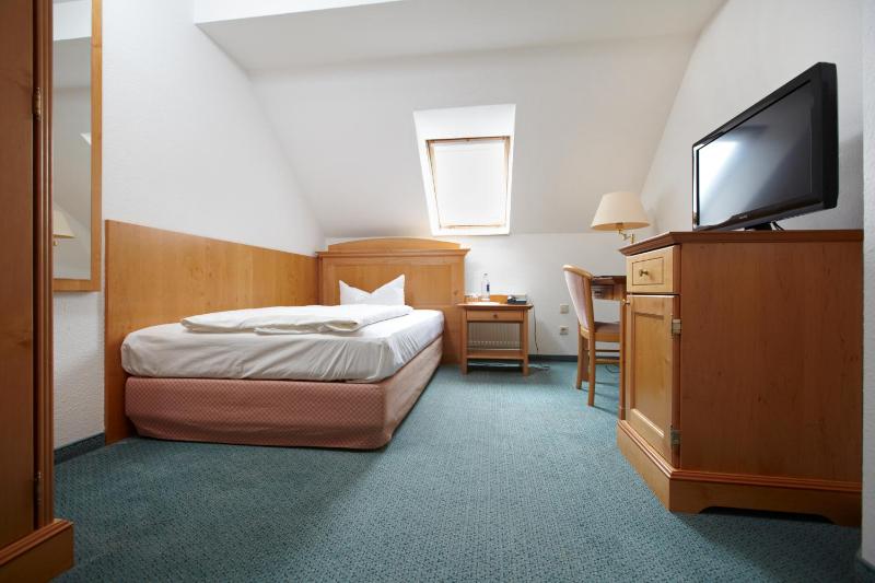 Triple Room image 2