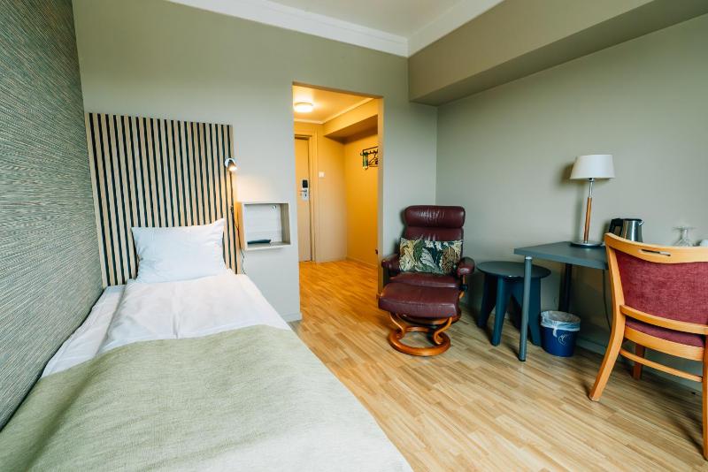 Standard Single Room image 1