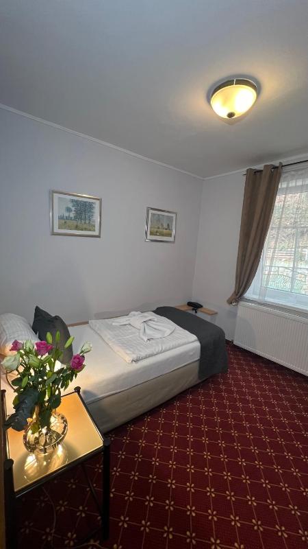 Hotel Boston - image 11