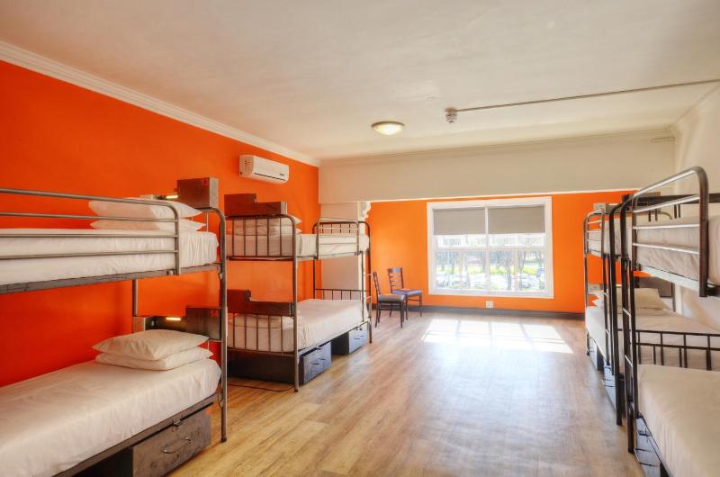 Bed in 12-Bed Mixed Dormitory Room image 4