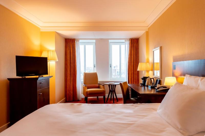 Standard Room image 4