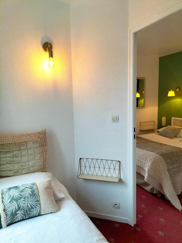 Comfort Triple Room image 3