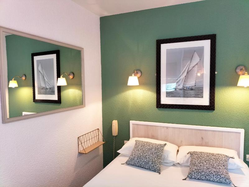 Comfort Triple Room image 4