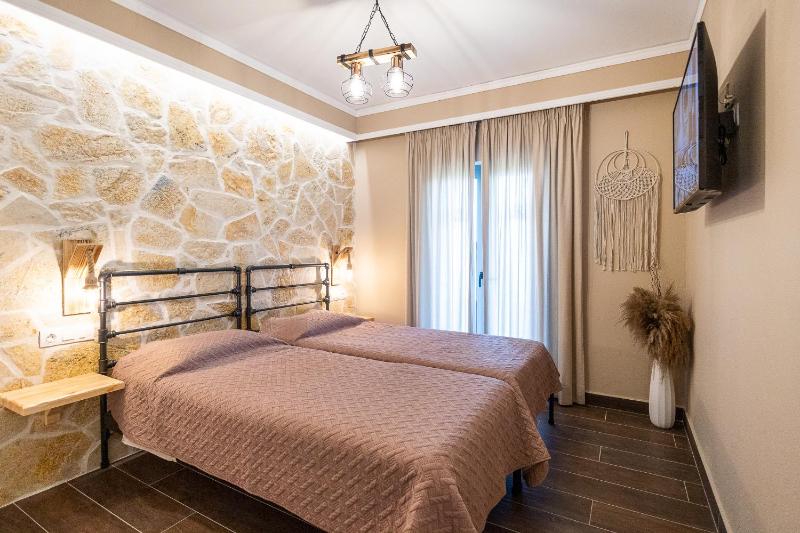 Two-Bedroom Apartment with Balcony image 3