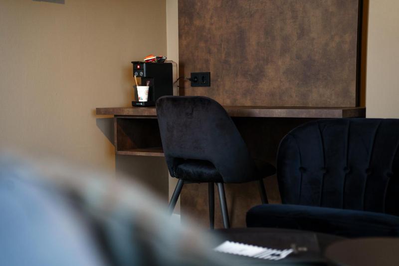 Junior Suite image 3