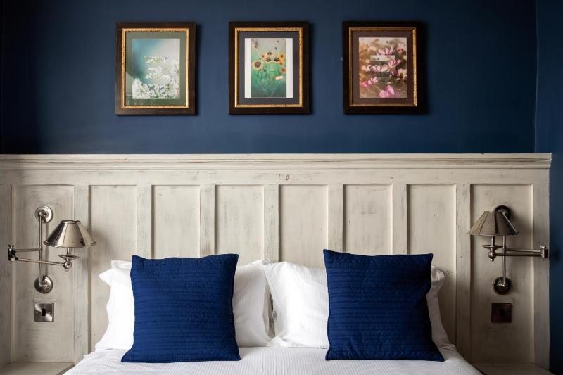 Cosy Double Room image 1