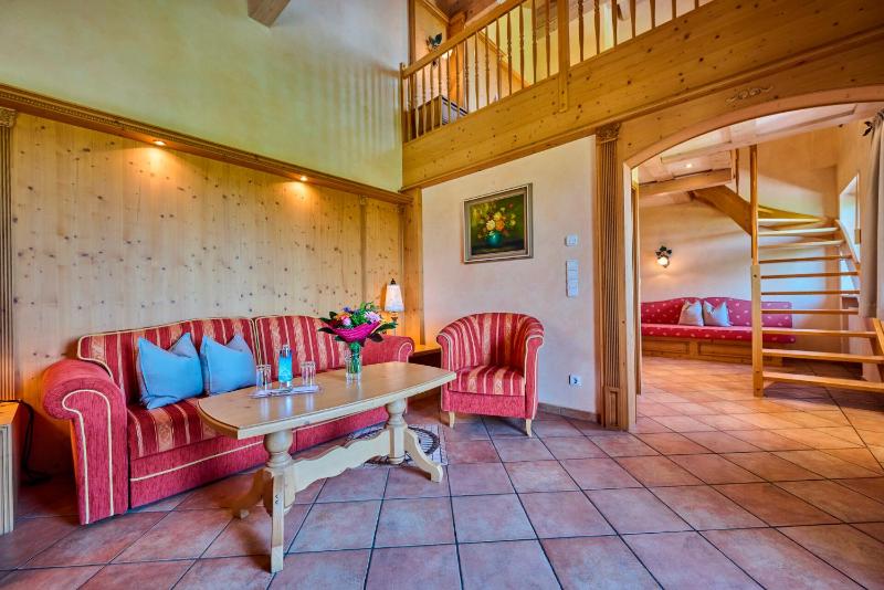 Junior Suite with Balcony image 4
