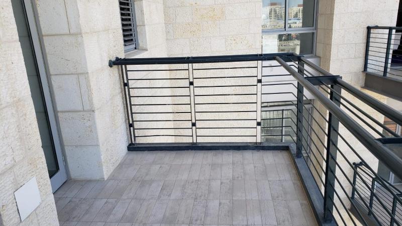 Brand New 3 Bedroom Apartment in Shalem Tower - image 11