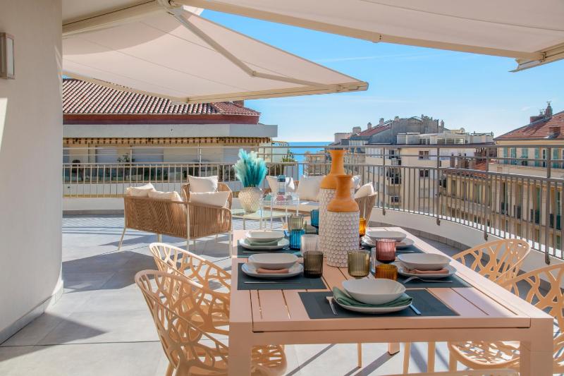 Résidence Hôtelière Chambord au coeur de Menton - entièrement rénovée - image 27
