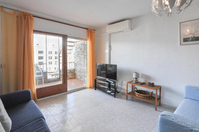 WELCS APARTAMENTO 118 EMP con vistas al canal - image 17