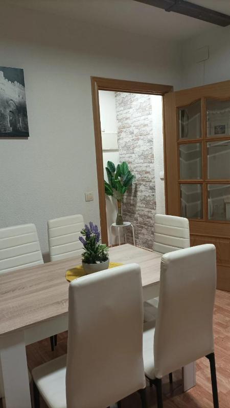 Apartment image 4