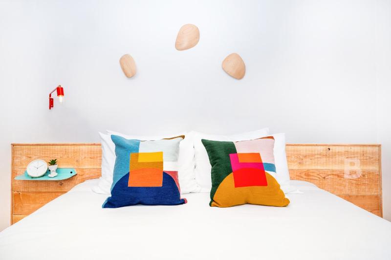 King Room image 2