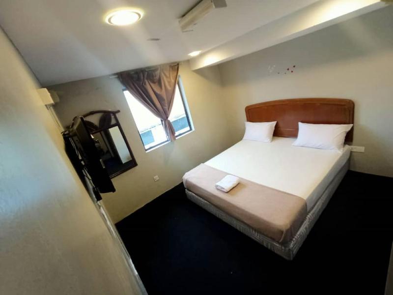 HOTEL Rampai Rooms - image 16