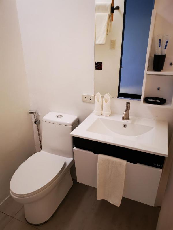 Urban Boutique Hotel - image 22