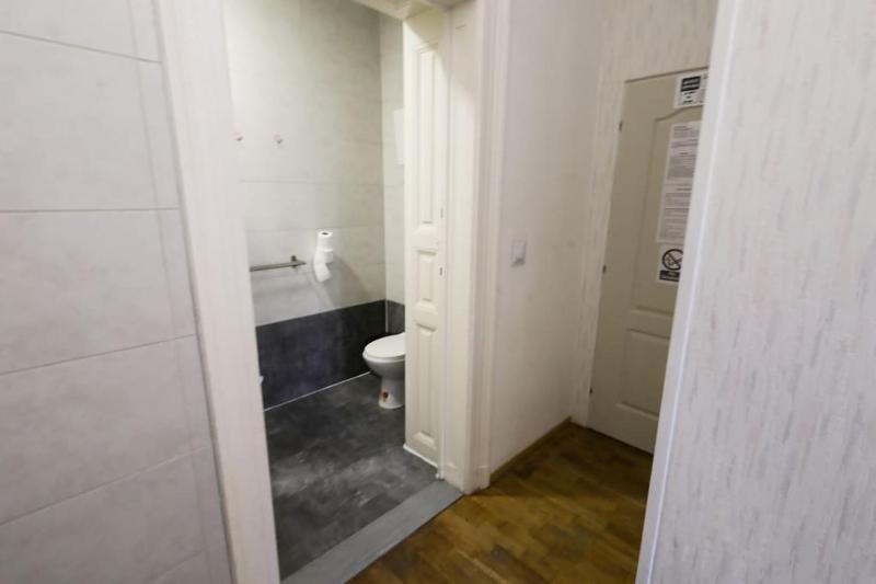 Pest-Port Apartment-ROOM 5 - image 14