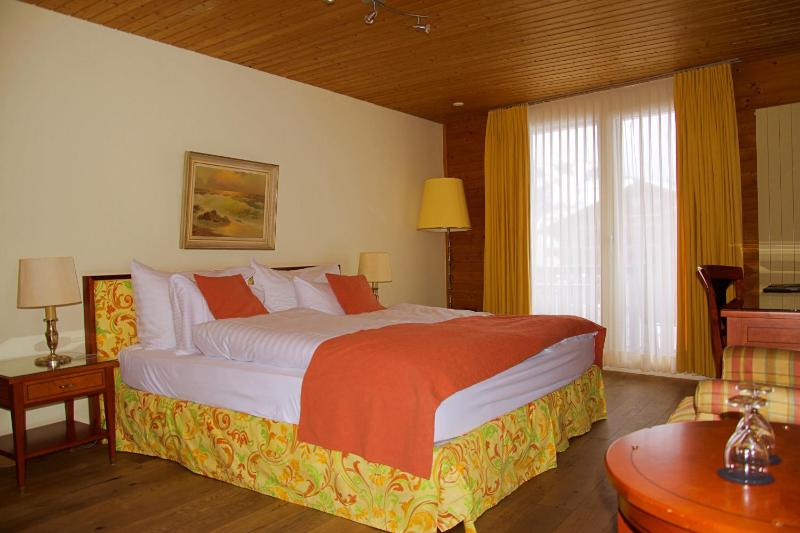 Superior Room with Balcony and Jungfrau view image 1