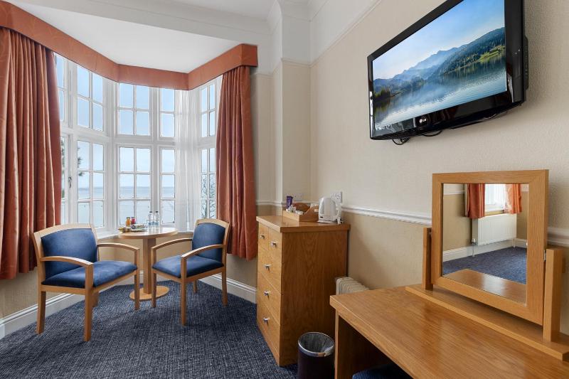 Babbacombe Royal Hotel and Carvery - image 45
