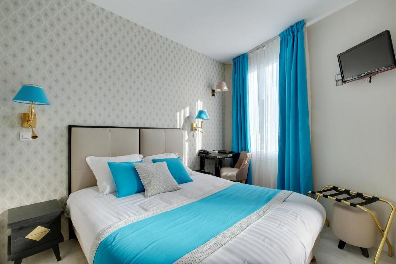 Superior Double Room image 1