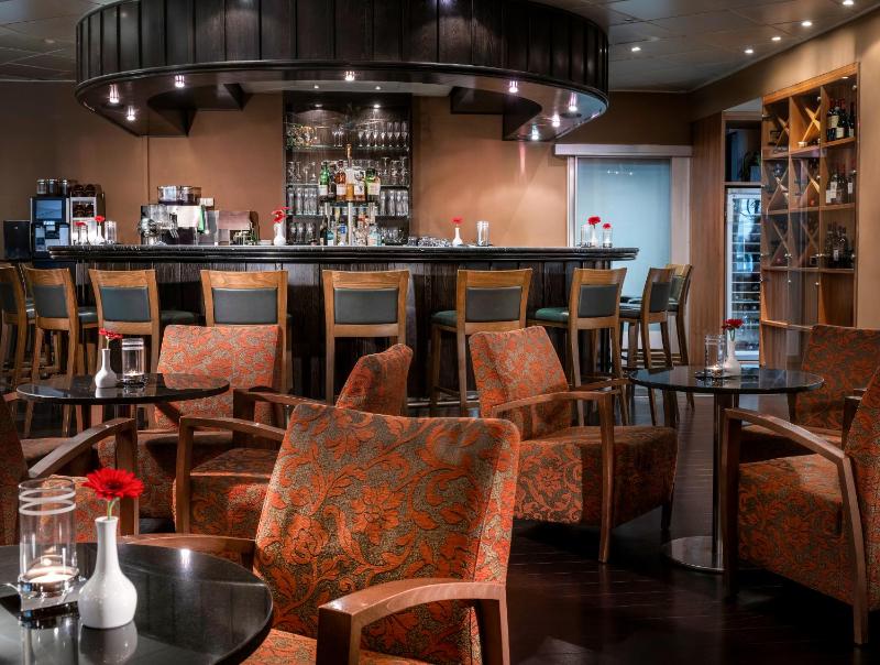 Classic Queen Room image 3