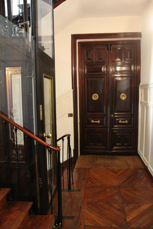 Superior Apartment image 3