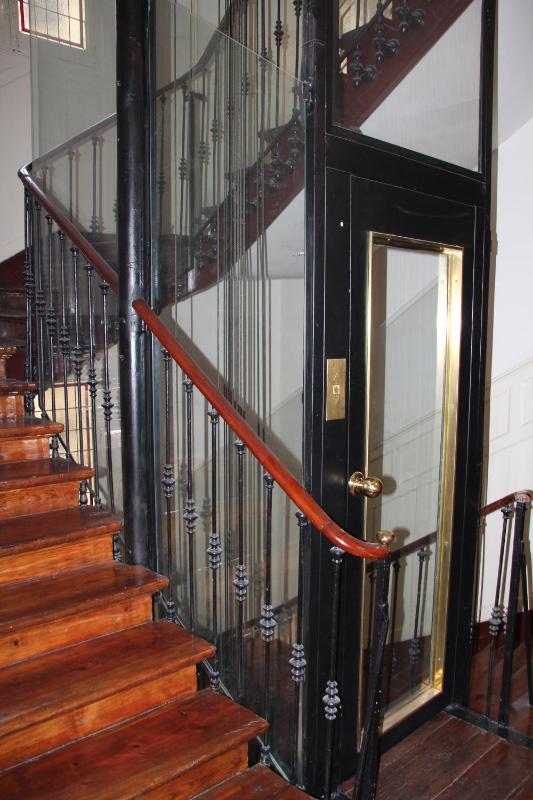 Two-Bedroom Apartment 4-3 image 3