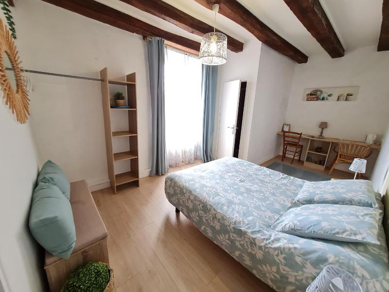 Double Room image 3