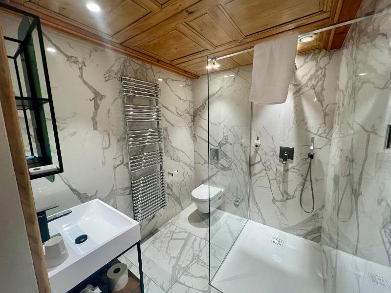 Standard Double Room image 2