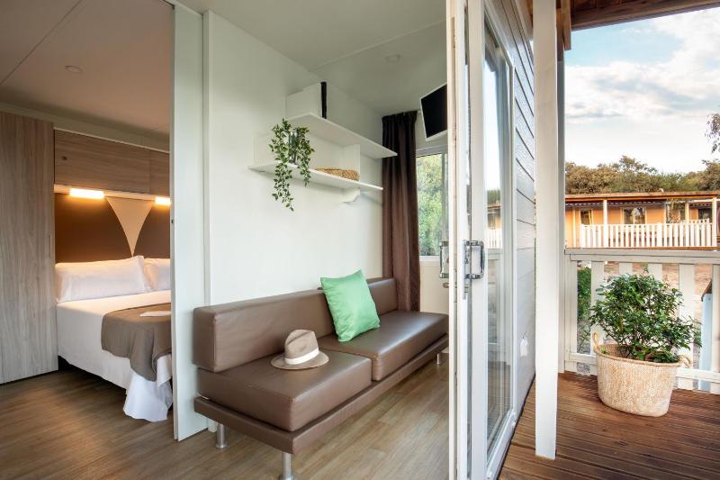 Romantic Mobile Home image 4