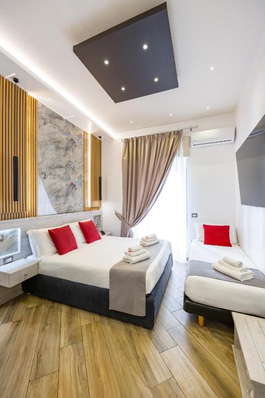 Triple Room image 3