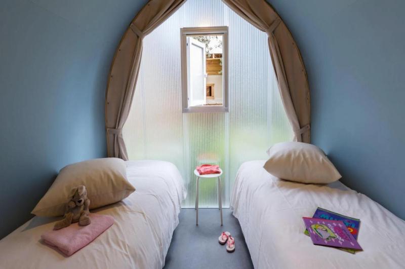 Tent (4 Adults) with Shared Bathroom image 3