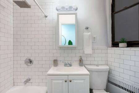 91-2A Stylish 3BR 2Bth with W D - image 11