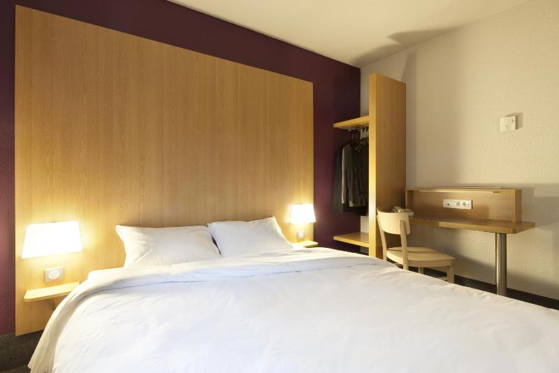 Double Room - Disability Access image 2