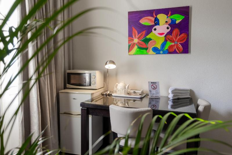 Double Room with Private Bathroom image 4