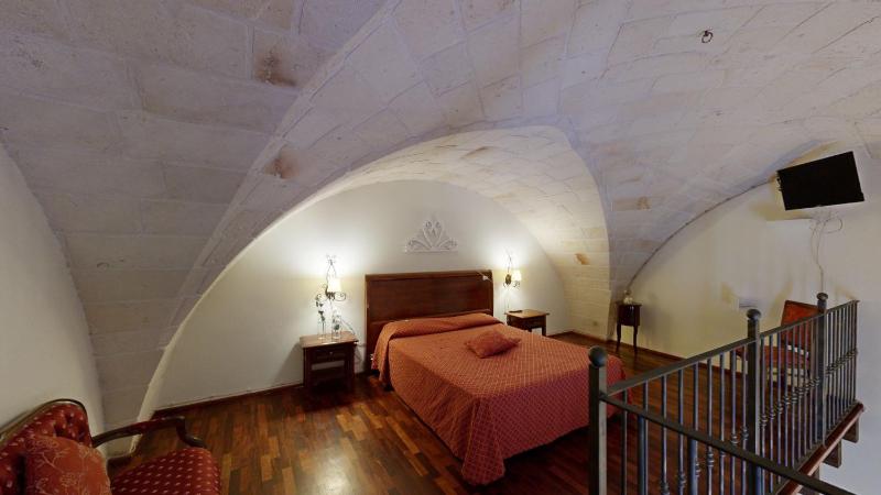 Quadruple Room image 3