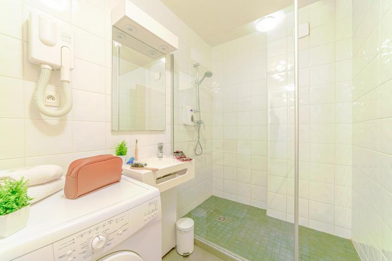 Two-Bedroom Apartment (6 Adults) image 1