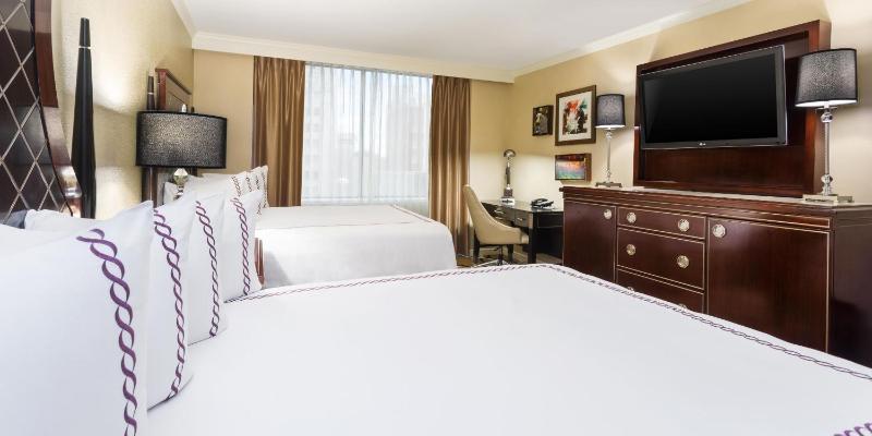 Classic Queen Room with Two Queen Beds image 1