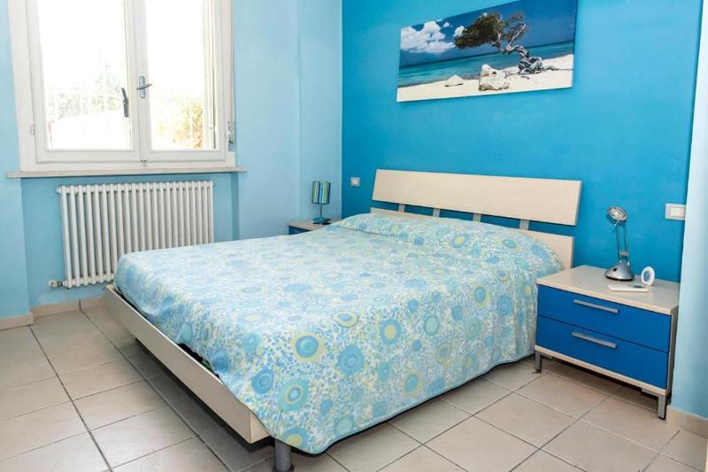 Trilocale con ampio giardino a 100mt dal mare Marcelli - M359 - image 5