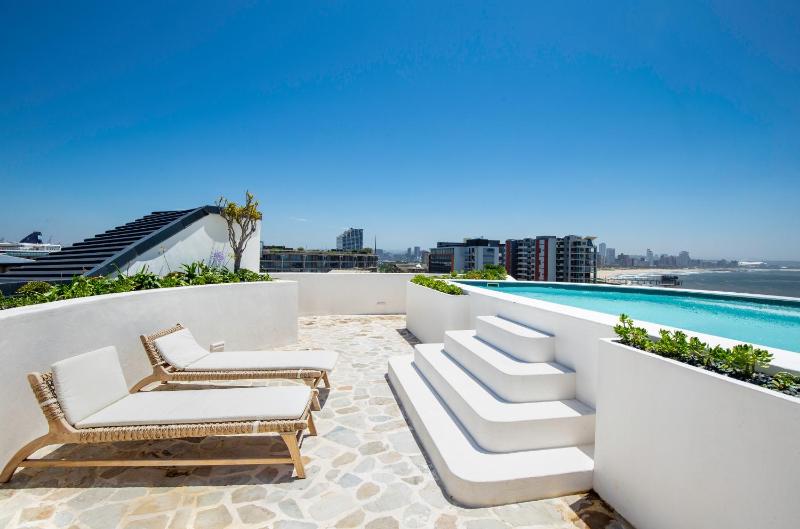 Spectacular Sea view Durban Presidential Penthouse - image 11