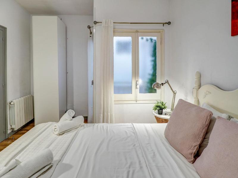 Espalter White by Hello Homes Sitges - image 2