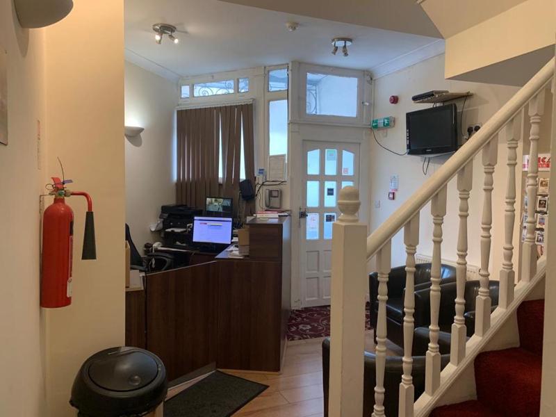Triple Room image 2