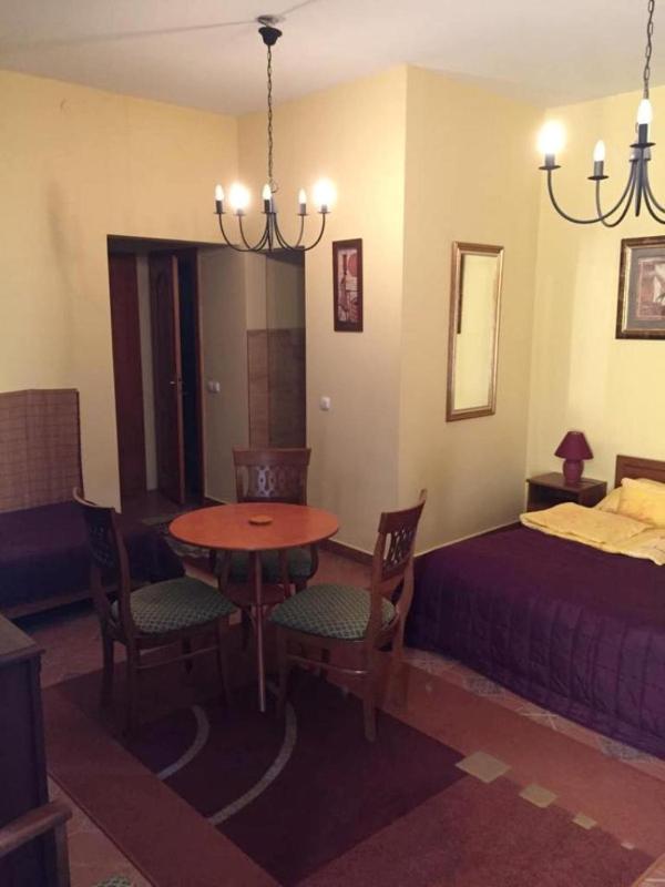 Triple Room with Shower image 1