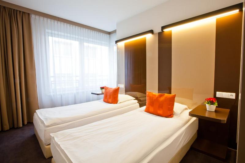 Standard One-Bedroom Apartment image 1