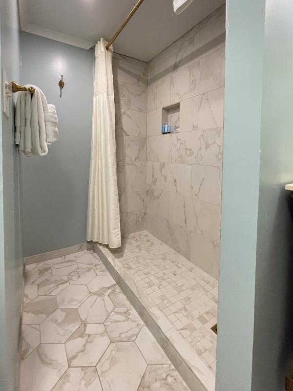 Chatham Room - Lower Level King image 4