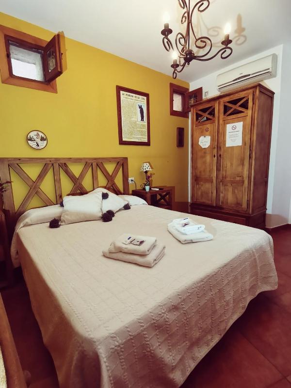 Budget Double Room image 1