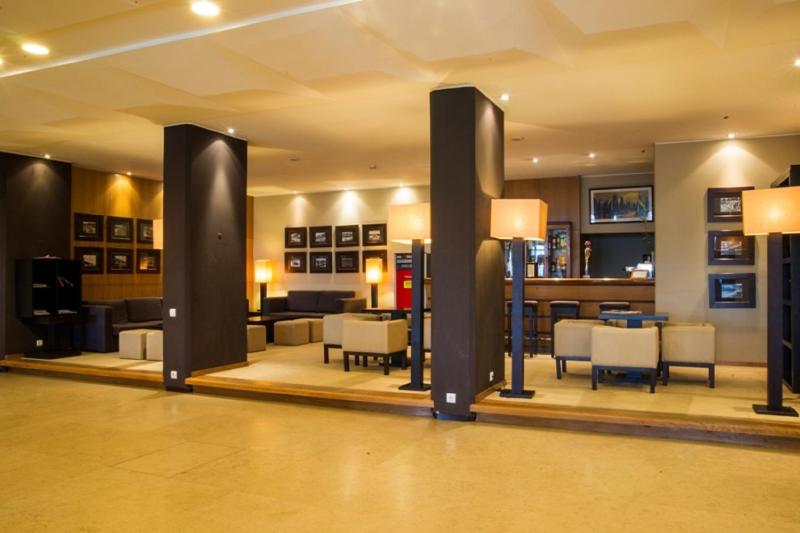 Carcavelos Beach Hotel - image 33
